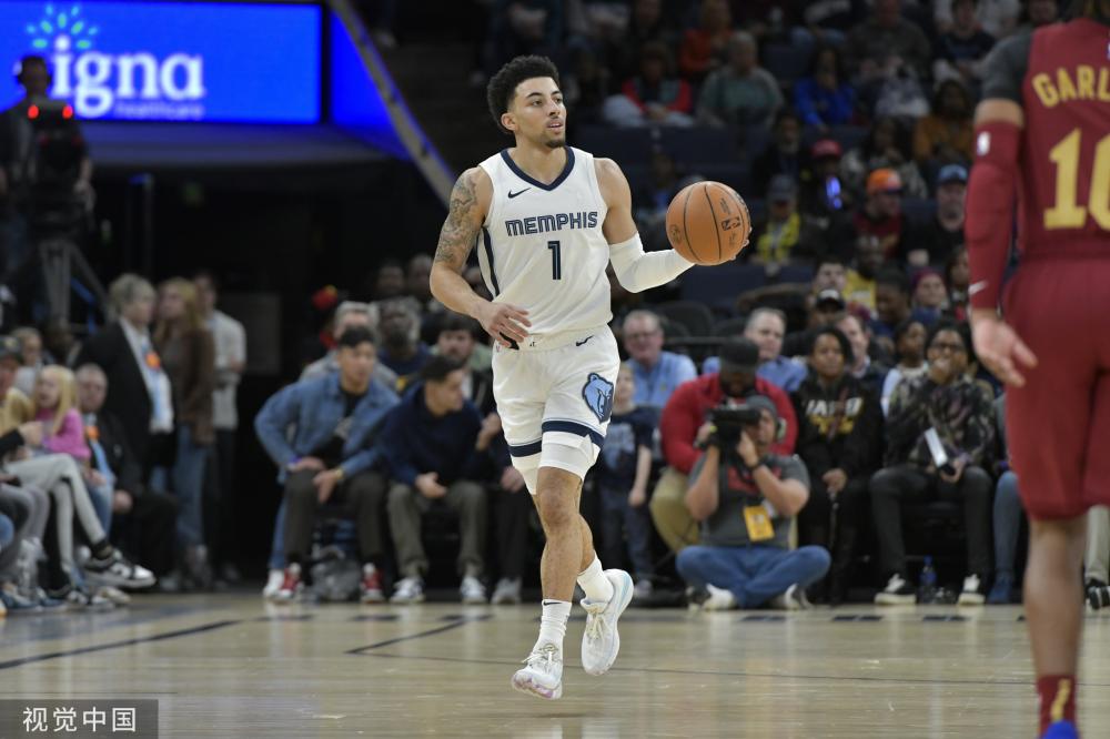 在赛后接受 在赛后接受