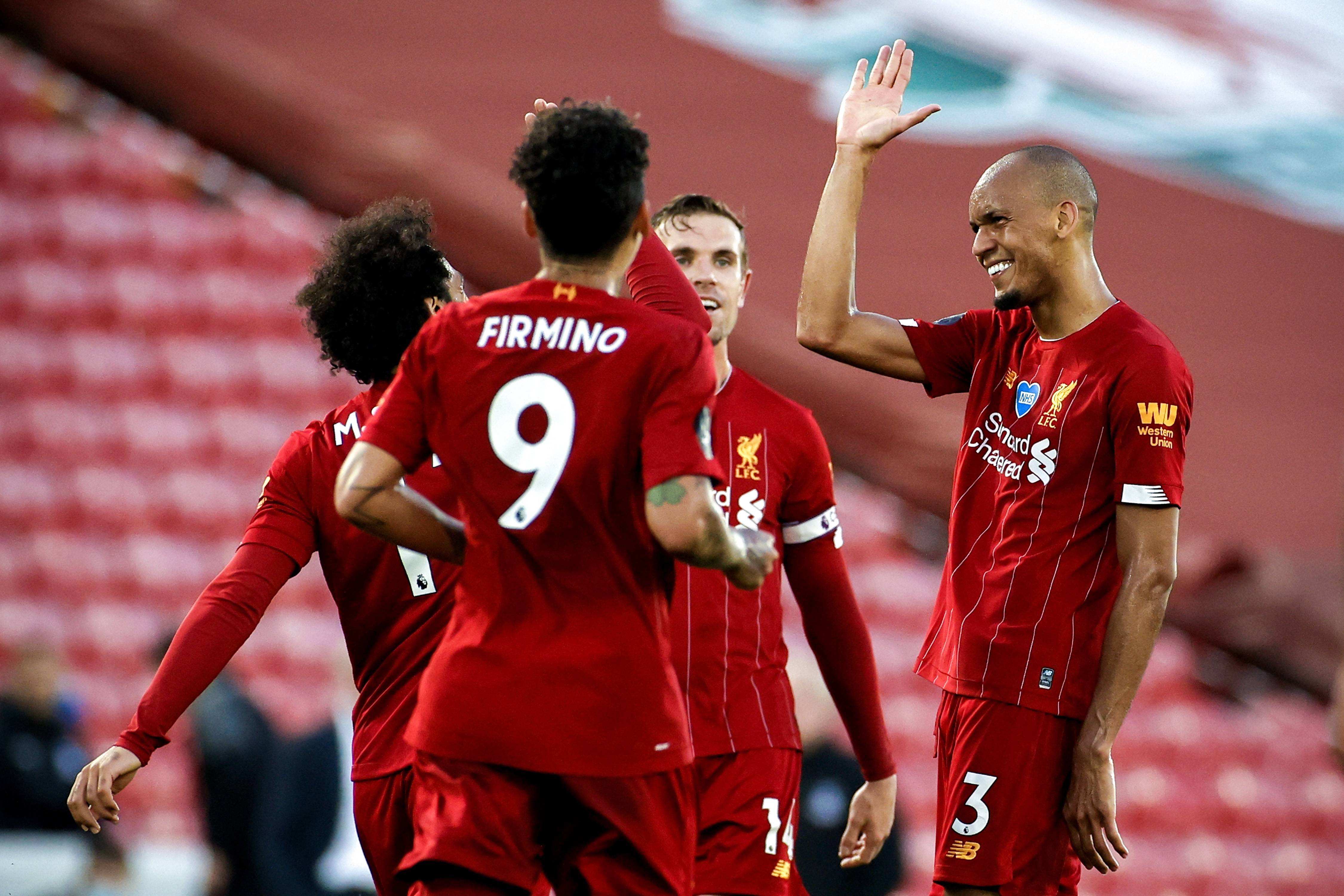 记者：斯图加特中场施蒂勒已进入曼联的引援考察名单